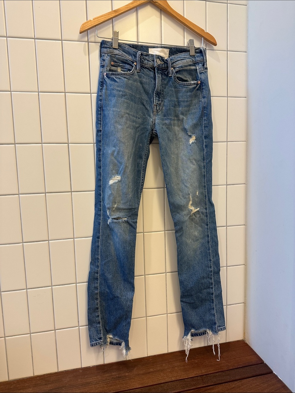 MOTHER Straight-Leg Distressed Blue Jeans, VGUC size 24